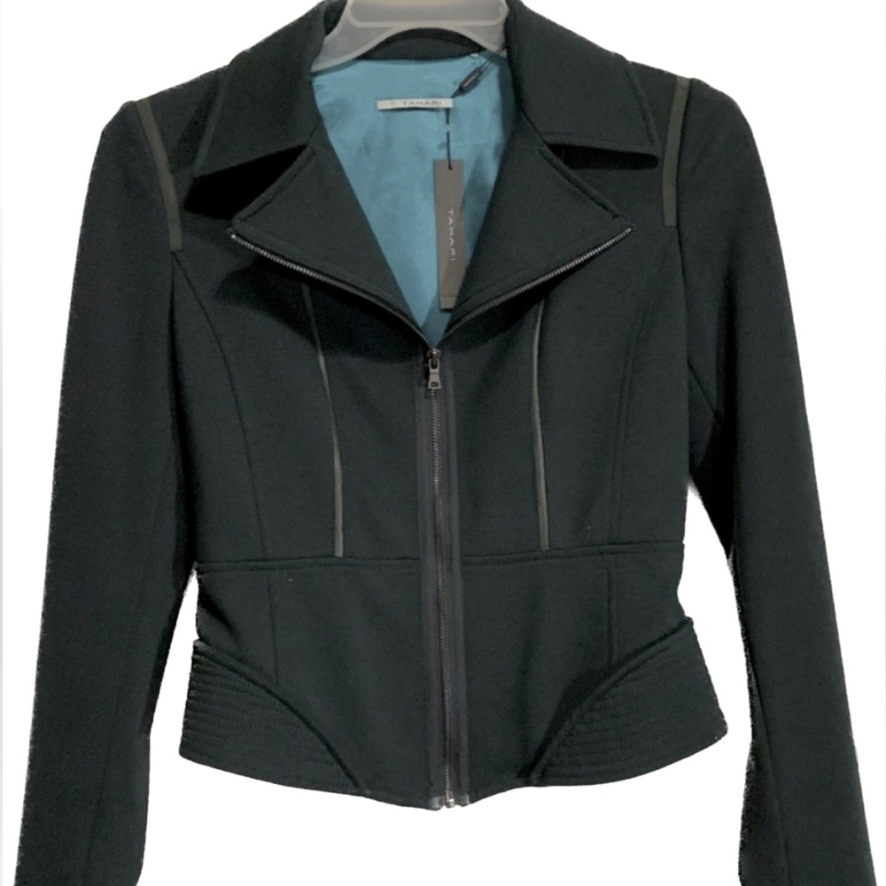 New with tags Tahari Macey Jacket women’s size 6